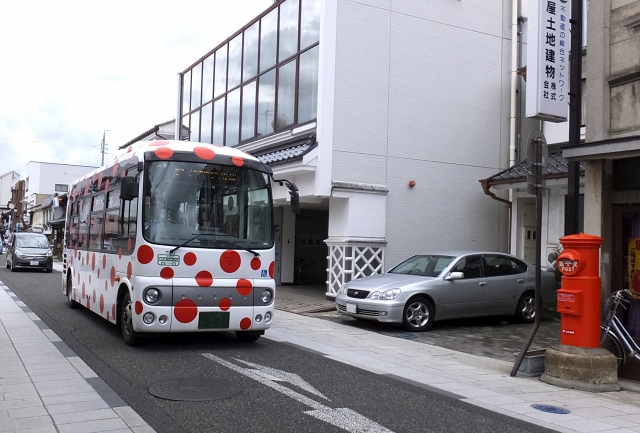 車なし松本観光の強い味方!周遊バス「タウンスニーカー」